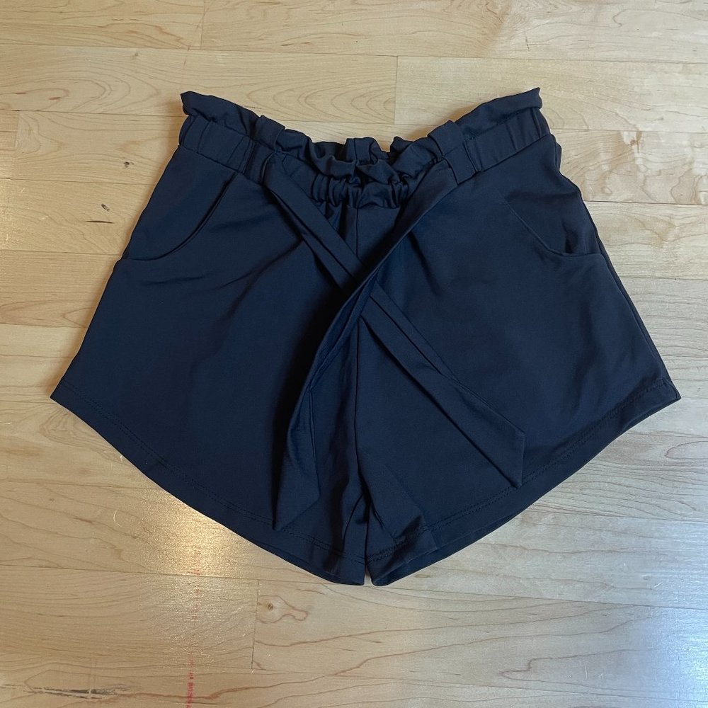 FIVE Dancewear - Cinch Waist Shorts - Black